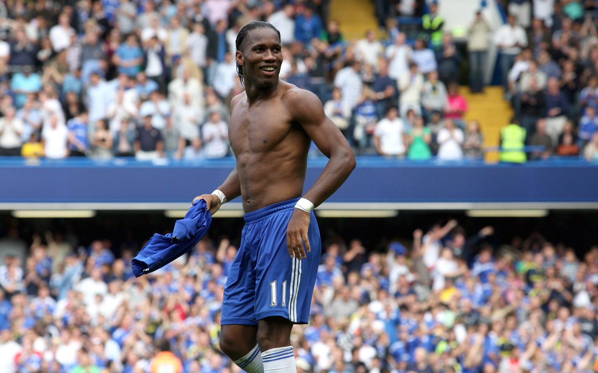 巴西骑手大卫·阿尔维斯在巴黎奥运会盛装舞步比赛中获得第十三名,创造个人最佳成绩。